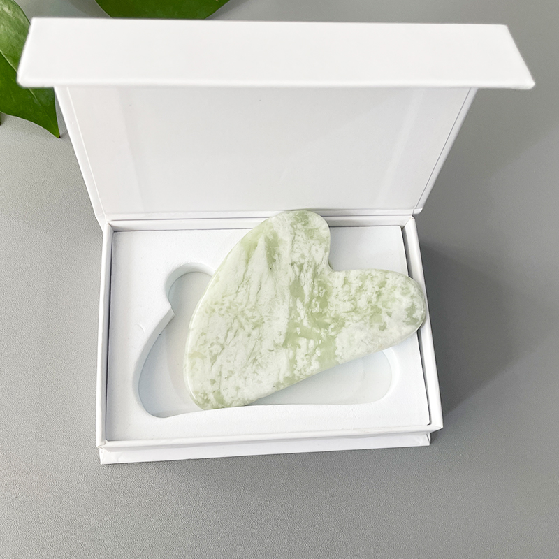 Jiacui gua sha avec boîte
