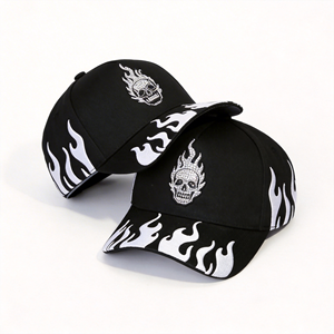 Gorra de Béisbol de Alta Calidad con 5 Paneles, Bordado de Calavera, Diseño Personalizado con Llamas y Pedrería - Product Image 2