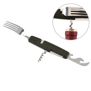 Juego de vajilla portátil para camping con mango de alambre de acero inoxidable, cuchillo, tenedor y cuchara, tres piezas. - Product Image 1