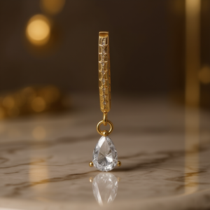 Orecchini Pendenti E4096 in Oro con Cristalli Taglio Pera e Strass, Gioielli Classici da Donna - Product Image 2