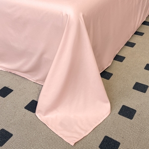 Parure de lit d'été lisse de style européen 4 pièces, drap de lit d'été doux pour la peau, pour usage domestique, vente en gros - Product Image 6