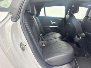 Mercedes-Benz EQE 350 Pioneer Edition Sedán Automático Usado, Volante a la Izquierda, R19 Oscuro, Techo Panorámico Eléctrico, Cuero, <span class=keywords><strong>2022</strong></span> - Product Image 6