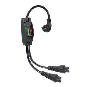 Cable de extensión de alimentación en Y con enchufe angulado de 3 clavijas estadounidenses, dos puertos IEC C5 con interruptores separados para computadora portátil, impresora y luces LED - Product Image 2