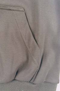 Pull à capuche en éponge française pour hommes, coupe régulière, conception personnalisée, logo imprimé numérique, motif uni, teint pour la saison d'automne. - Product Image 4