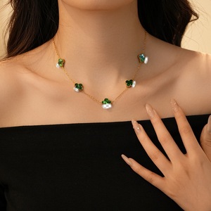 Collar de Diamantes con Diseño de Trébol, Estilo Lujoso y Sencillo, de Acero Inoxidable, No se Destiñe, Joyería Deportiva para Mujer - Product Image 2