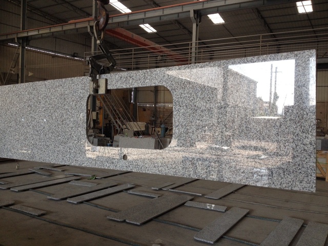 BOTON STONE Hot Sale Natural Kitchen Countertop Polished Granite G623 Granite Slabs Floor Tile