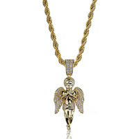 Collier en laiton pour hommes de vente chaude avec pendentif ange plaqué or Micro Zircon Inset Style Hip Hop Punk pour les fêtes et les mariages