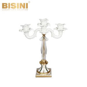 Porcelaine décorée dorée de luxe discrète avec base décorative en <span class=keywords><strong>cristal</strong></span> <span class=keywords><strong>Chandelier</strong></span> Décoratif Trois bougies Candélabres - Product Image 1