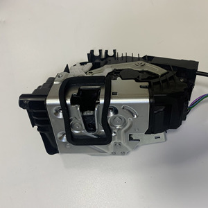 Puerta Eléctrica Inteligente para Automóvil, Cierre Suave Magnético para <span class=keywords><strong>Mercedes</strong></span>-Benz <span class=keywords><strong>Vito</strong></span> W636 W639 y Otras Piezas, Directo de Fábrica - Product Image 2