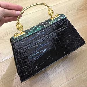 <span class=keywords><strong>Bolsos</strong></span> de Mano de Lujo con Diseño Serpentina para <span class=keywords><strong>Mujer</strong></span>, <span class=keywords><strong>Bolsos</strong></span> de Hombro y Cruzados Modernos para Uso Diario, <span class=keywords><strong>Bolsos</strong></span> de Alta Calidad para Viajar - Product Image 4