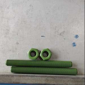 Haute Qualité A193 <span class=keywords><strong>B7</strong></span> <span class=keywords><strong>B7M</strong></span> <span class=keywords><strong>B16</strong></span> B8 A320 <span class=keywords><strong>L7</strong></span> <span class=keywords><strong>L7M</strong></span> Goujon Boulon AVEC ÉCROUS - Product Image 6