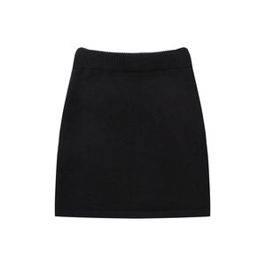 Set da Donna <span class=keywords><strong>2</strong></span> Pezzi Casual alla Moda: Felpa con Cappuccio a Maniche Lunghe con Ricamo a Lettere in <span class=keywords><strong>3</strong></span> Colori e Minigonna - Product Image 4