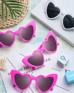 Wholesale VANTUR Durable Plastic Team <b>Bride</b> Heart-Shaped Sunglasses for Wedding Party and <b>Bride</b> <b>to</b> <b>Be</b> <b>Decorations</b> - Product Image 2