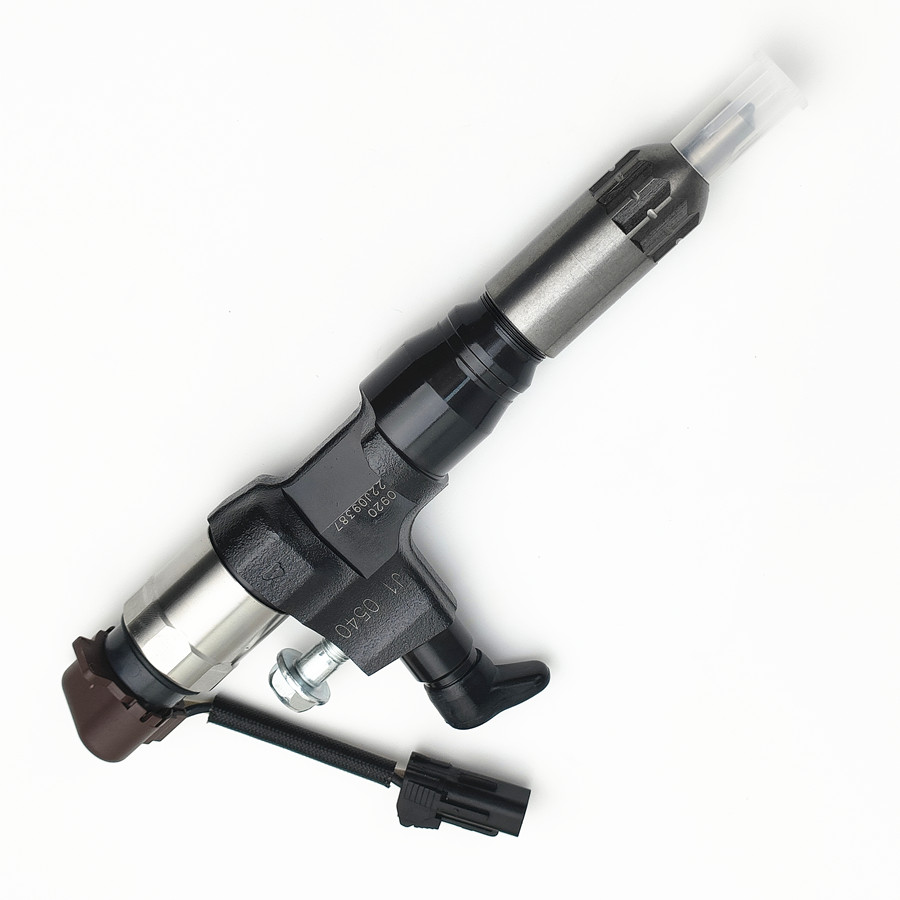 High Quality Diesel Injector 295050-0920 Common Rail Fuel Injector 23670-E0540 for HINO