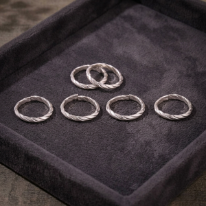 Simple and Fashionable Traditional Indian Religious <b>Silver</b> Fine <b>Toe</b> <b>Ring</b> for Women - Product Image 3