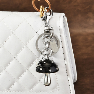 Portachiavi a Forma di Fungo, Charm Dorato per Borse, Accessori Estetici per Borse a Mano, Zaini, Regali per Donne - Product Image 4