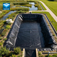 Géomembrane HDPE texturée de 2,0 mm, haute friction, antidérapante, anti-UV, membrane imperméable pour la protection des pentes, les fermes piscicoles, les barrages