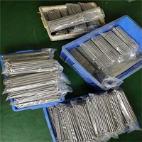 Broches d'éjection nitrurées DIN 1530 SKD61 1.2344 48-52HRC, pièces de moule haute résistance à l'usure et à la corrosion