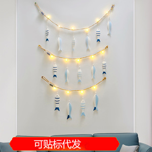 ไฟ LED รูปปลาแบบสายห้อย สไตล์เมดิเตอร์เรเนียน สำหรับตกแต่งห้องนอนภายในบ้าน ให้แสงอบอุ่น พร้อมจี้พลาสติกแขวนผนัง - Product Image 5