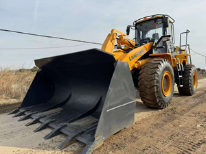 Tracteur Liugong CLG862H d'occasion, hauteur de levage 4,7 m, bon état, 856H, capacité de la benne 3,5 m3, moteur puissant 180 kW - Product Image 5