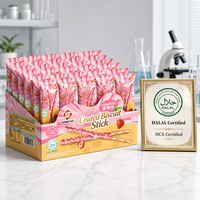 Biscuits Halal à la fraise enrobés d'une couche de crème fruitée et d'un cœur croustillant de blé, en sachets individuels de 18g