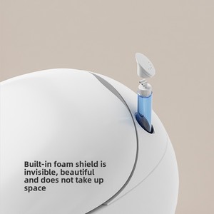 Toilette intelligente violette avec système de bidet, siège chauffant, chasse d'eau automatique, cuvette en céramique autonettoyante, siphon en P, télécommande incluse - Product Image 3