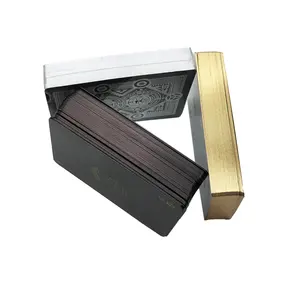 Пользовательские высокое качество деликатно термоусадочная упаковка черная серебряная и Золотая кромка покер США игральные карты