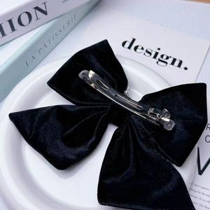 Forcina con fiocco da donna a coda di rondine con Clip laterale per punta di tessuto per bambina - Product Image 3