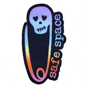 Étiquette tissée personnalisée thermocollante, logo de mode, étiquette tissée couleur pour vêtements, étiquettes de vêtements découpées au laser - Product Image 3