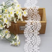 Robe de mariée fantaisie personnalisée bordure en dentelle chimique soluble dans l'eau pour robe de fille