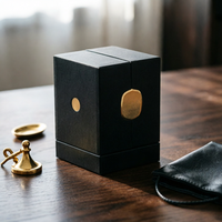 Boîte cadeau vide noire magnétique à prix compétitif, doublée d'éponge, avec estampage à chaud doré, en matériaux recyclés