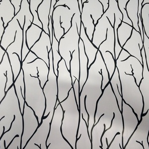 <span class=keywords><strong>Película</strong></span> Decorativa Autoadhesiva de PVC con Patrón de Ramas sobre Fondo Blanco Minimalista, Moderna, Ecológica, Impermeable y Resistente a las Manchas - Product Image 1