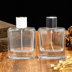 Commercio all'ingrosso 100ml di <span class=keywords><strong>vetro</strong></span> quadrato bottiglia di profumo tappo trasparente conveniente spruzzatura Fine <span class=keywords><strong>acqua</strong></span> di riempimento 30ml/50ml Volume - Product Image 3