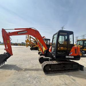 Excavadora sobre orugas Doosan DH55 de segunda mano, excelente calidad, excavadora de peso operativo de 5 toneladas, Motor en buenas condiciones a la venta - Product Image 2