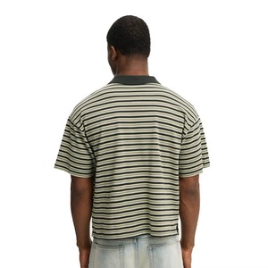 Polo de manga corta a rayas para hombre de calidad premium, corte regular, diseño casual de punto, con botones al frente. - Product Image 6