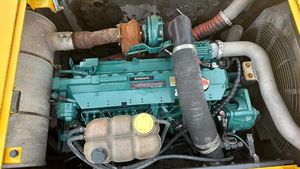 Excavatrice Volvo EC250D d'occasion à vendre, moteur puissant. Spécifications et prix disponibles - Product Image 4