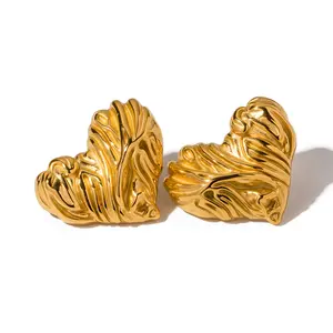 New Trendy 18K PVD Gold Plated Stainless Steel Tarnish Free Vintage Embossed Love Heart Valentine's Day Gift Earrings