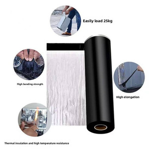 Membrane d'étanchéité en <span class=keywords><strong>bitume</strong></span> modifié auto-adhésive noire en rouleaux, à pose simple, pour toitures, projets industriels et dalles de sol/sol-plancher - Product Image 2