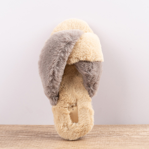 La moda más popular, estable, grueso, sentido, suave, peludo, esponjoso, sexy, mujer, <span class=keywords><strong>casa</strong></span> <span class=keywords><strong>de</strong></span> invierno, Zapatillas <span class=keywords><strong>de</strong></span> <span class=keywords><strong>casa</strong></span> para uso femenino - Product Image 2