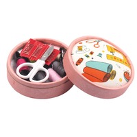 Kit de couture rond pour la maison avec couvercle coussin à épingles, organisateur portable d'aiguilles et de fils, et outils de réparation complets pour le bricolage à domicile