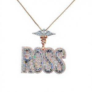 Cadena Cubana Unisex de Plata de Ley 925 de la Mejor Calidad, Chapada en Oro de 10K, con Moissanita VVS con Certificación GIA, Corte Brillante, Cierre con Letra Personalizada - Product Image 1