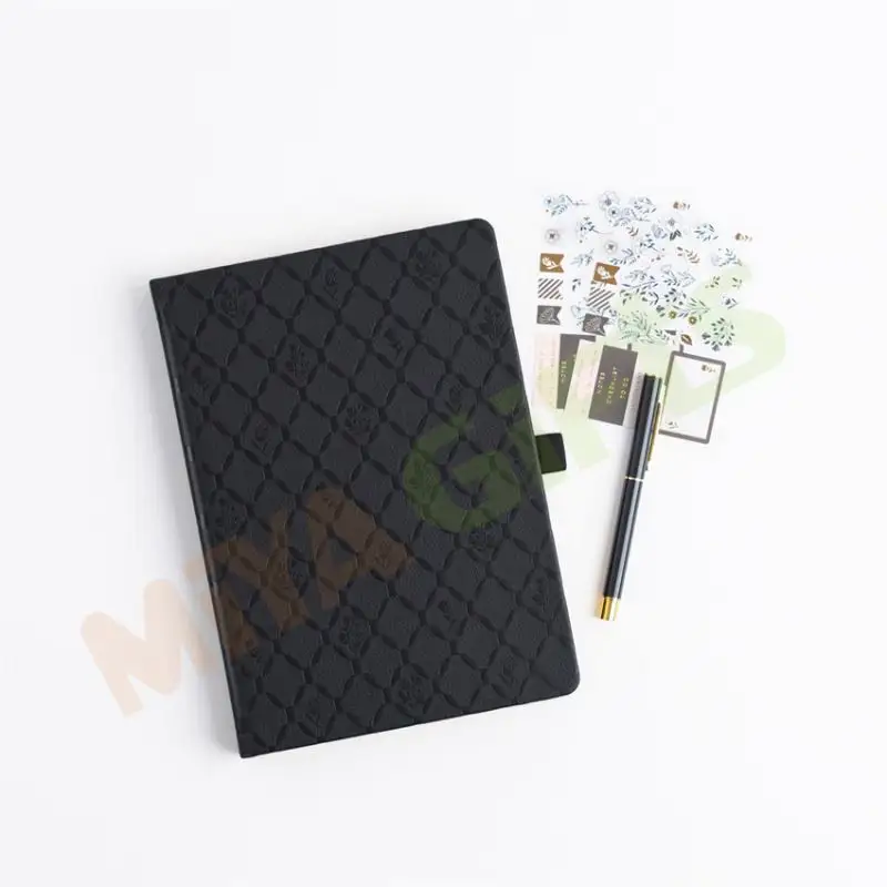 Custom modello di lusso floreale deboss in pelle journal copertina rigida rilegato A4A5A6 personalizzato stampa notebook planner con anello a penna
