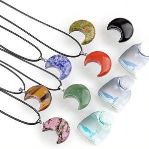 Collar de Joyería con Colgantes de Piedras Curativas de Moda, Tallados en Cristal, Cuarzo Rosa, Amatista de Ensueño y Luna - Product Image 5