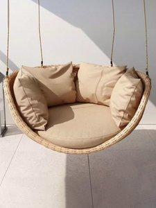 Fauteuil suspendu en rotin PE imperméable de style nordique pour les homestays, les balcons, les cours intérieures et extérieures des villas - Product Image 3
