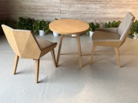 Ensemble de meubles de restaurant moderne, table ronde en bois massif avec chaises rembourrées en cuir, pieds en bois massif pour café, hôtel