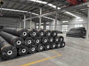 แผ่นพลาสติก HDPE ผิวเรียบ ขนาด 1 มม. 2 มม. 3 มม. กันน้ำ สำหรับบ่อ ดินสูง หรืออ่างเก็บน้ำ - Product Image 2