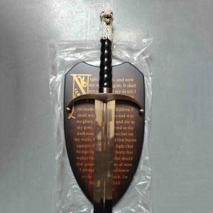 Popular <span class=keywords><strong>Jon</strong></span> Snow Game Powers Sword 108cm 1,4 kg Bear Long Claw Cosplay Collection - Product Image 3
