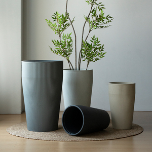 Ventes en gros de grands pots ronds en <span class=keywords><strong>plastique</strong></span> durables pour plantes d'intérieur/extérieur et pots décoratifs pour fleurs pour la maison et le bureau - Product Image 2