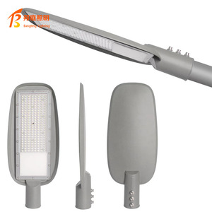 2025 charge rapide <span class=keywords><strong>Radar</strong></span> détection aluminium 6V 200W 300W 400W 500W puissance 40Ah 60Ah 80Ah batterie tout en un Led lampadaire solaire - Product Image 4