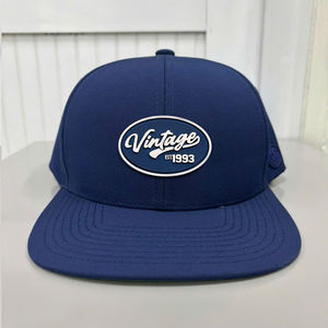 Gorra de Béisbol de 5 Paneles con Visera Plana Personalizada por el Fabricante OEM, Logotipo de Parche de PVC/Goma 3D, Deportiva, para Exteriores, con Cierre a Presión - Product Image 1